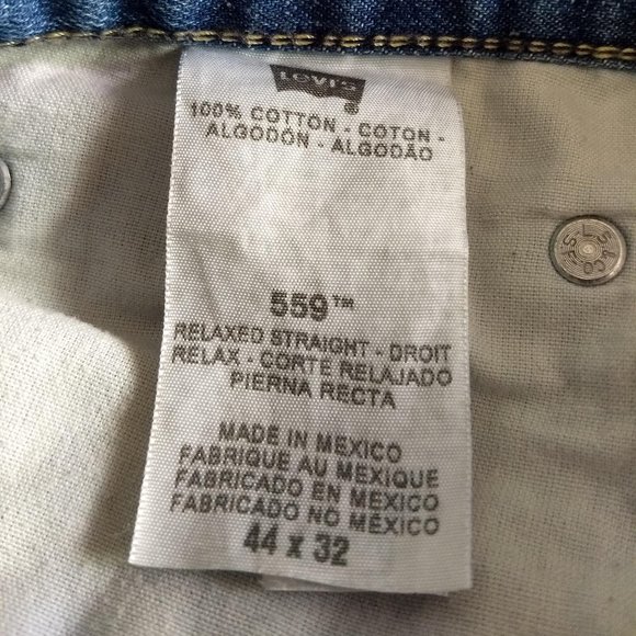 Levi's 559 relaxed fit straight leg jeans 44 x 32 - Picture 7 of 13